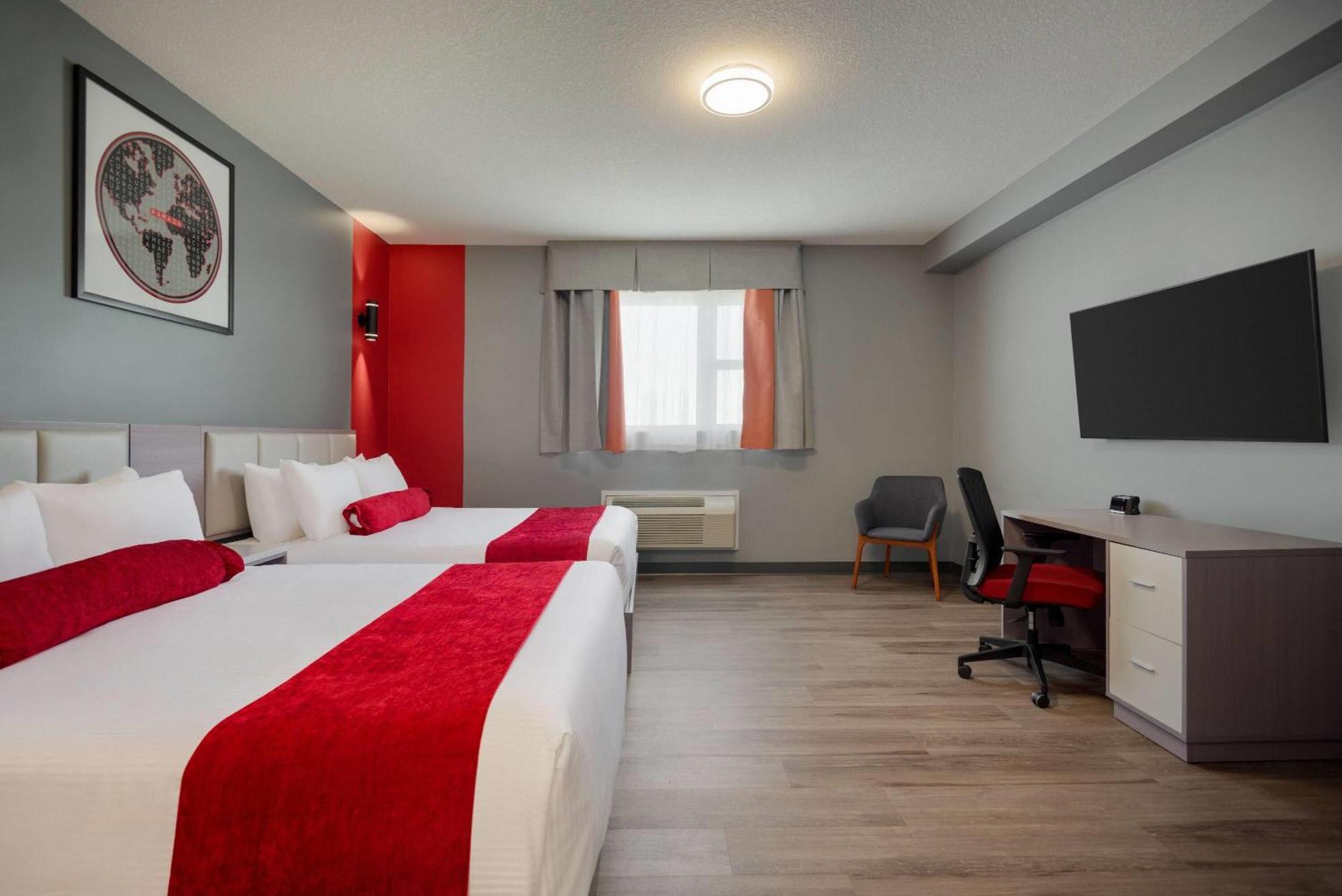 Ramada By Wyndham West Edmonton Hotel & Suites 外观 照片